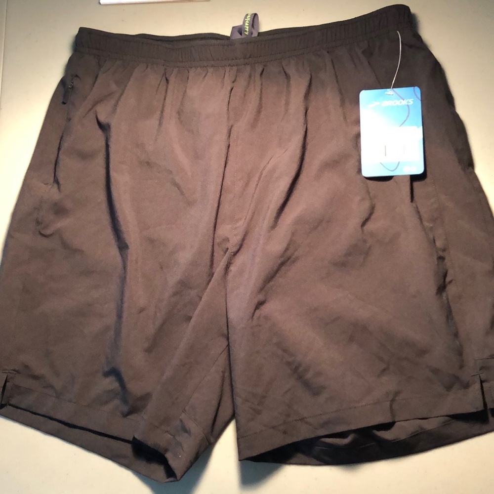 Men’s brooks go-to 7” short